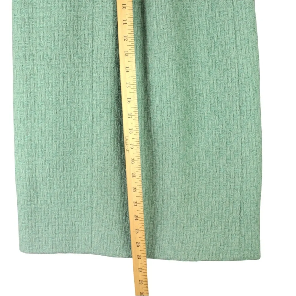 Chanel Boutique Skirt Suit Set Tweed Size 38 Jade Green 100% Wool Pocket
